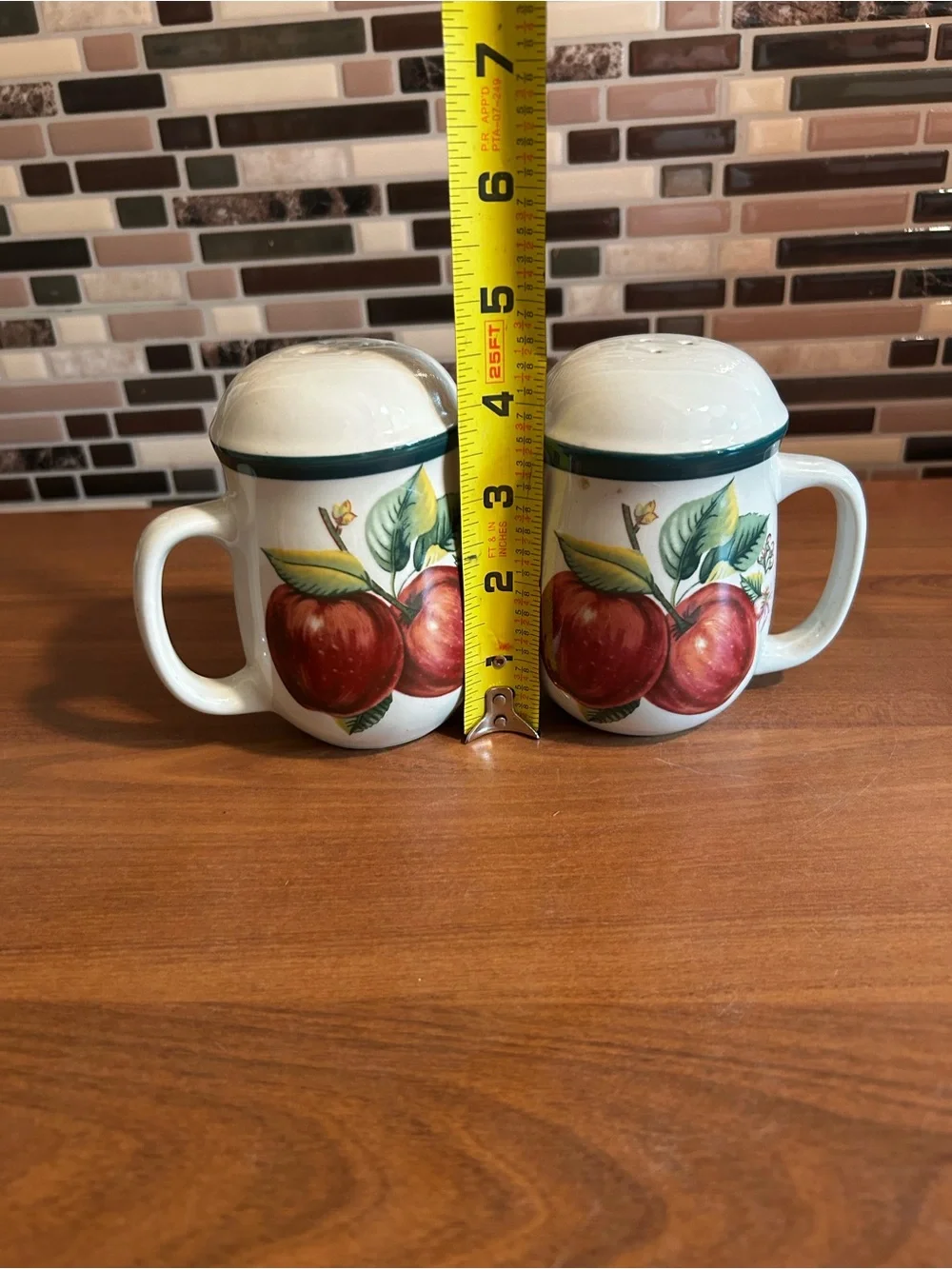 Ceramic Apple-Print Salt and Pepper Shakers with Handles - White